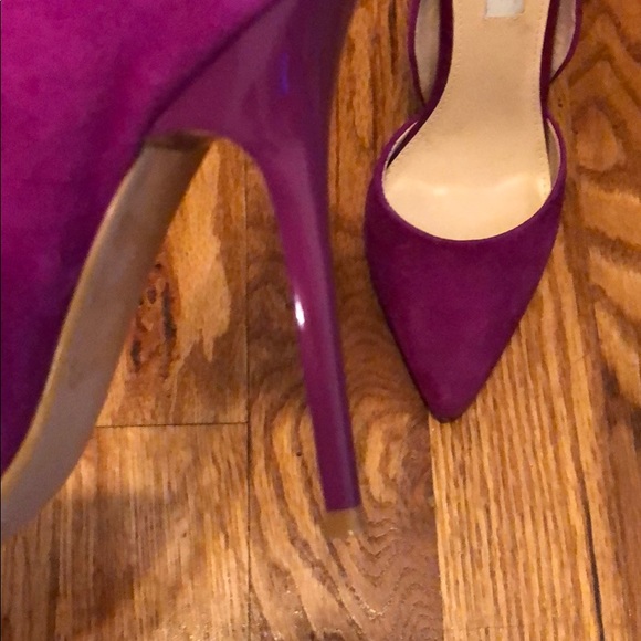 Heels - Picture 2 of 2